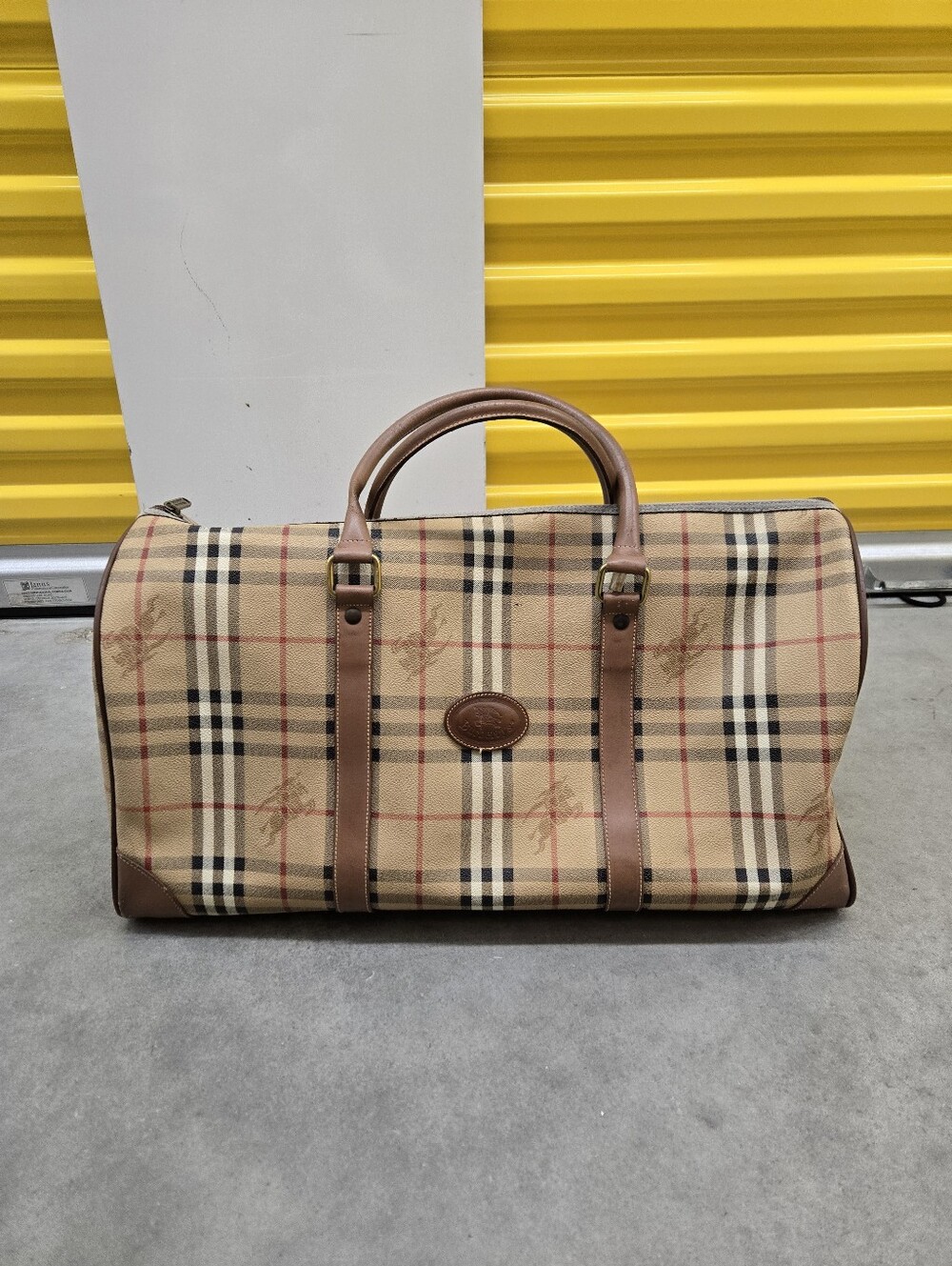 Beautiful Vintage Burberry Duffle Travel Nova Check Leather Bag